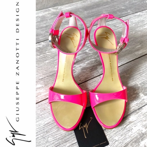 🎉Host Pick🎉NEW Giuseppe Zanotti Pink /Wh. Sandal - Picture 10 of 14